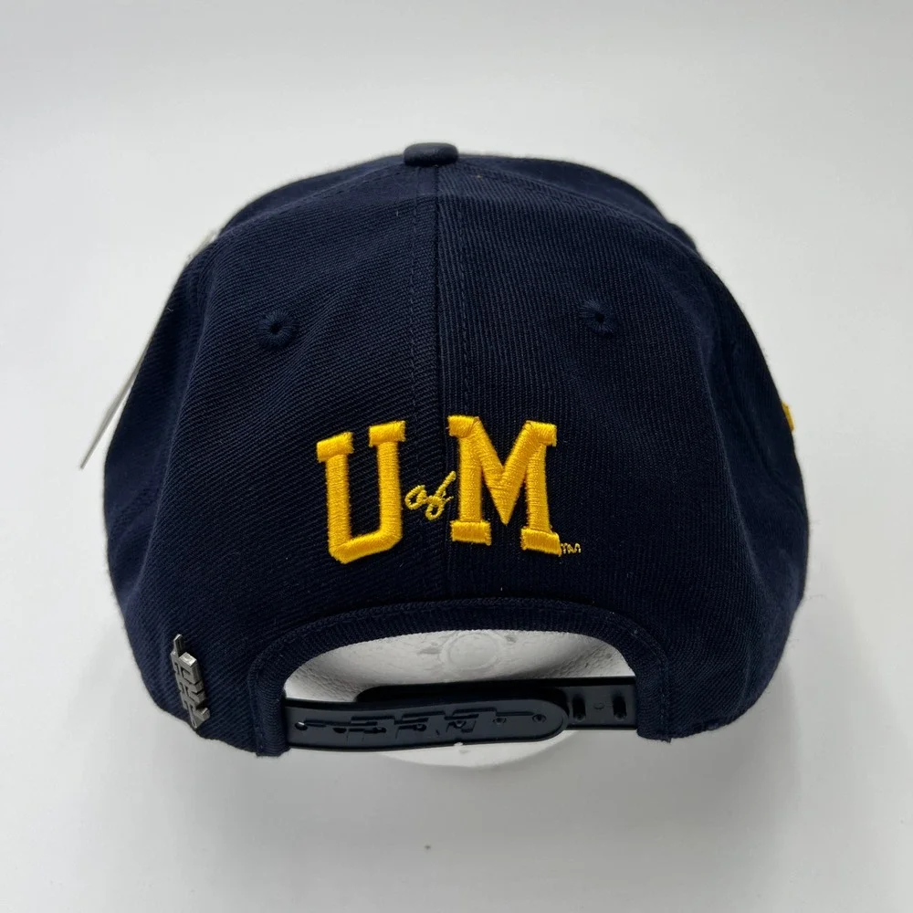 Michigan‎ Wolverines Pro Standard Hat Navy Adjustable Cap Wool Acrylic Leather